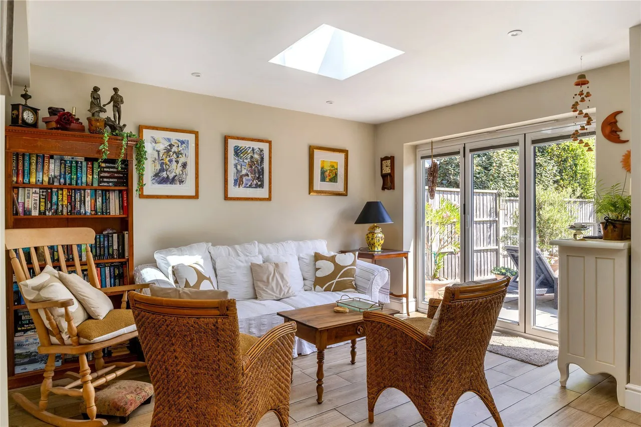 Gillingham Road, Milford on Sea, Lymington, Hampshire, SO41, photo 6