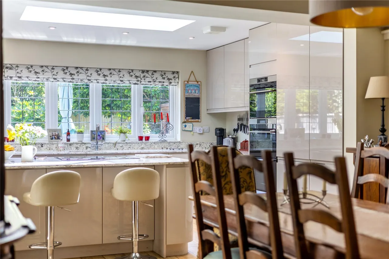 Gillingham Road, Milford on Sea, Lymington, Hampshire, SO41, photo 8