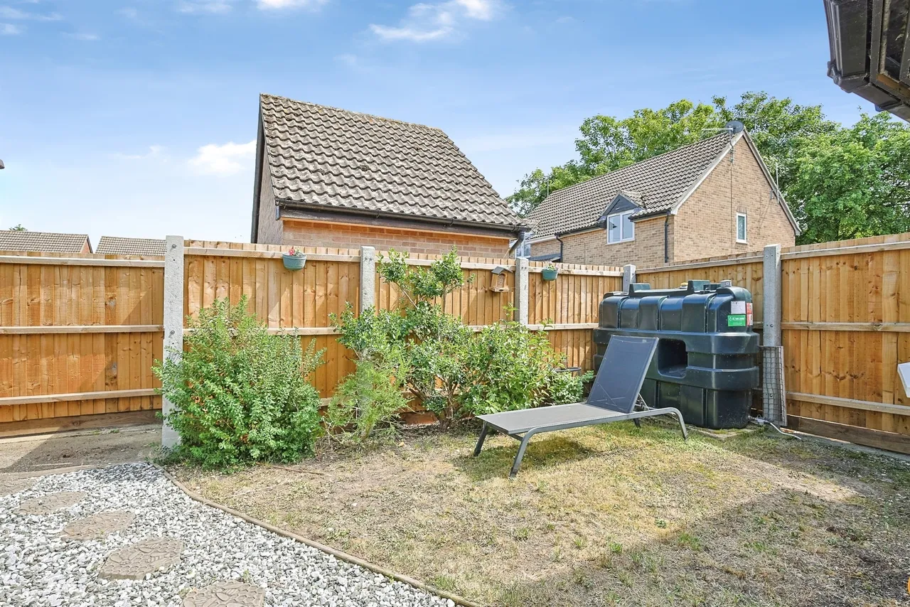 Grundle Close, Stanton, BURY ST. EDMUNDS, photo 12