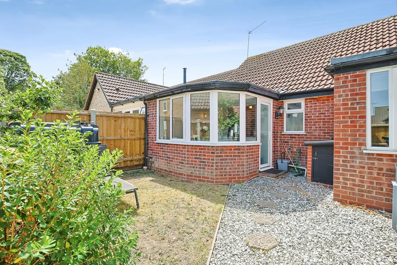 Grundle Close, Stanton, BURY ST. EDMUNDS, photo 11