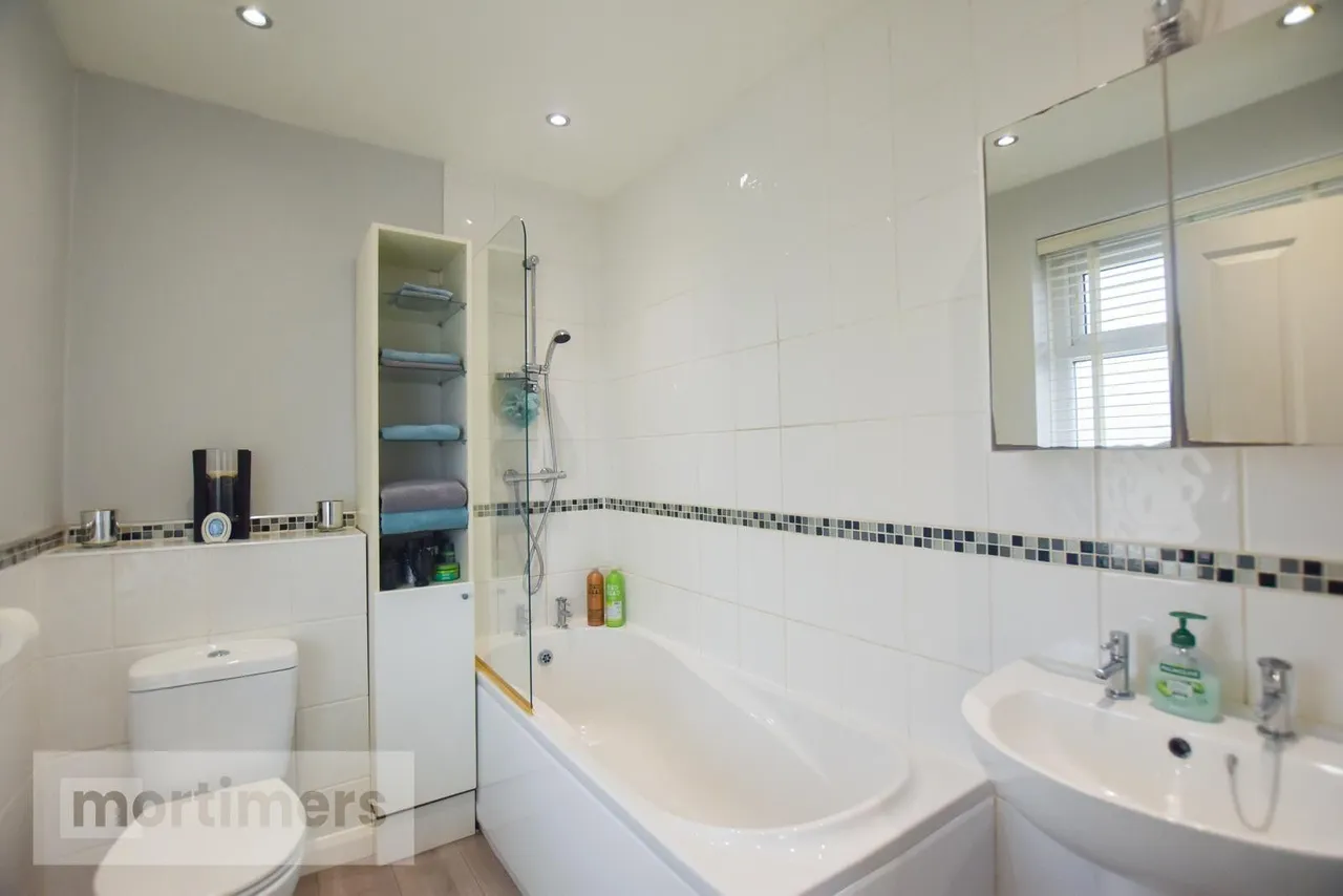 Exeter Street, Blackburn, BB2, photo 15