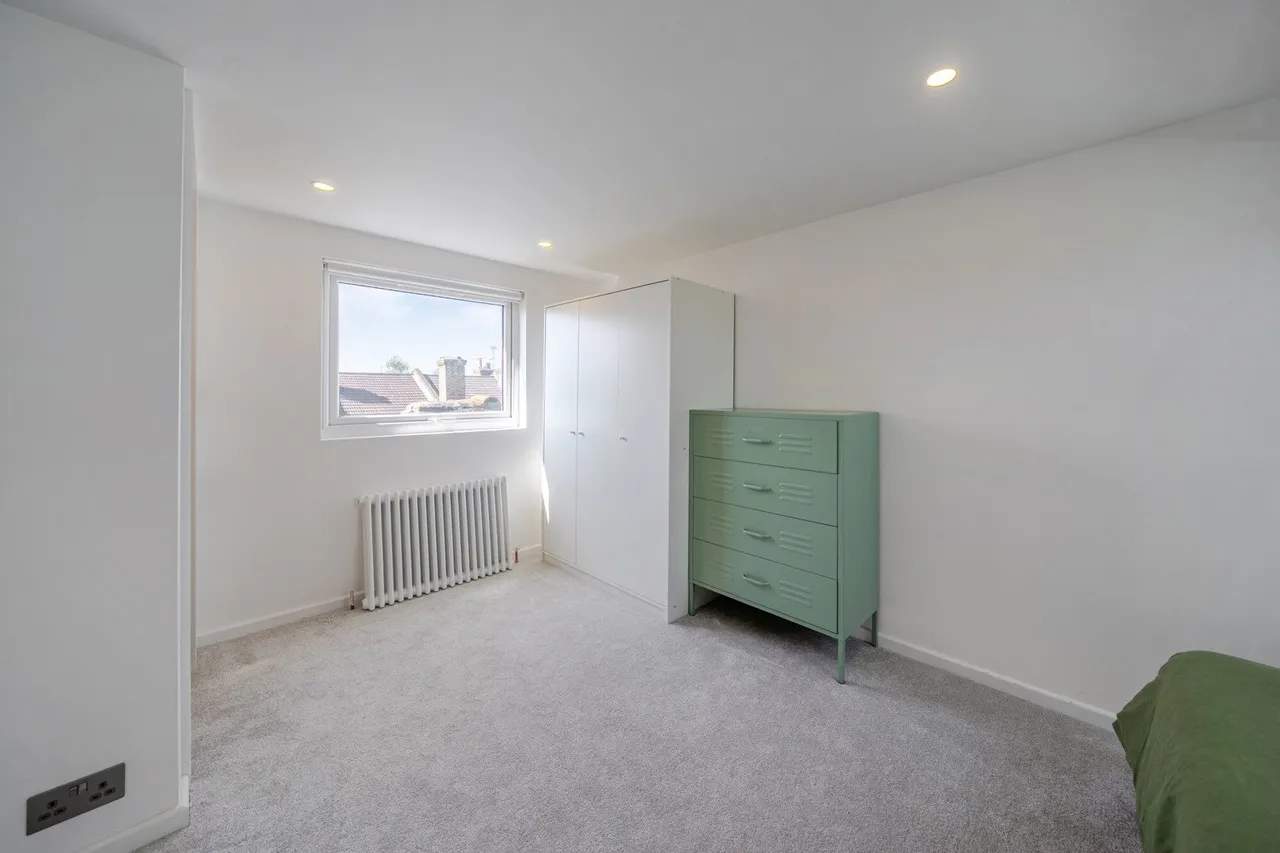 Waite Davies Road, SE12, photo 8