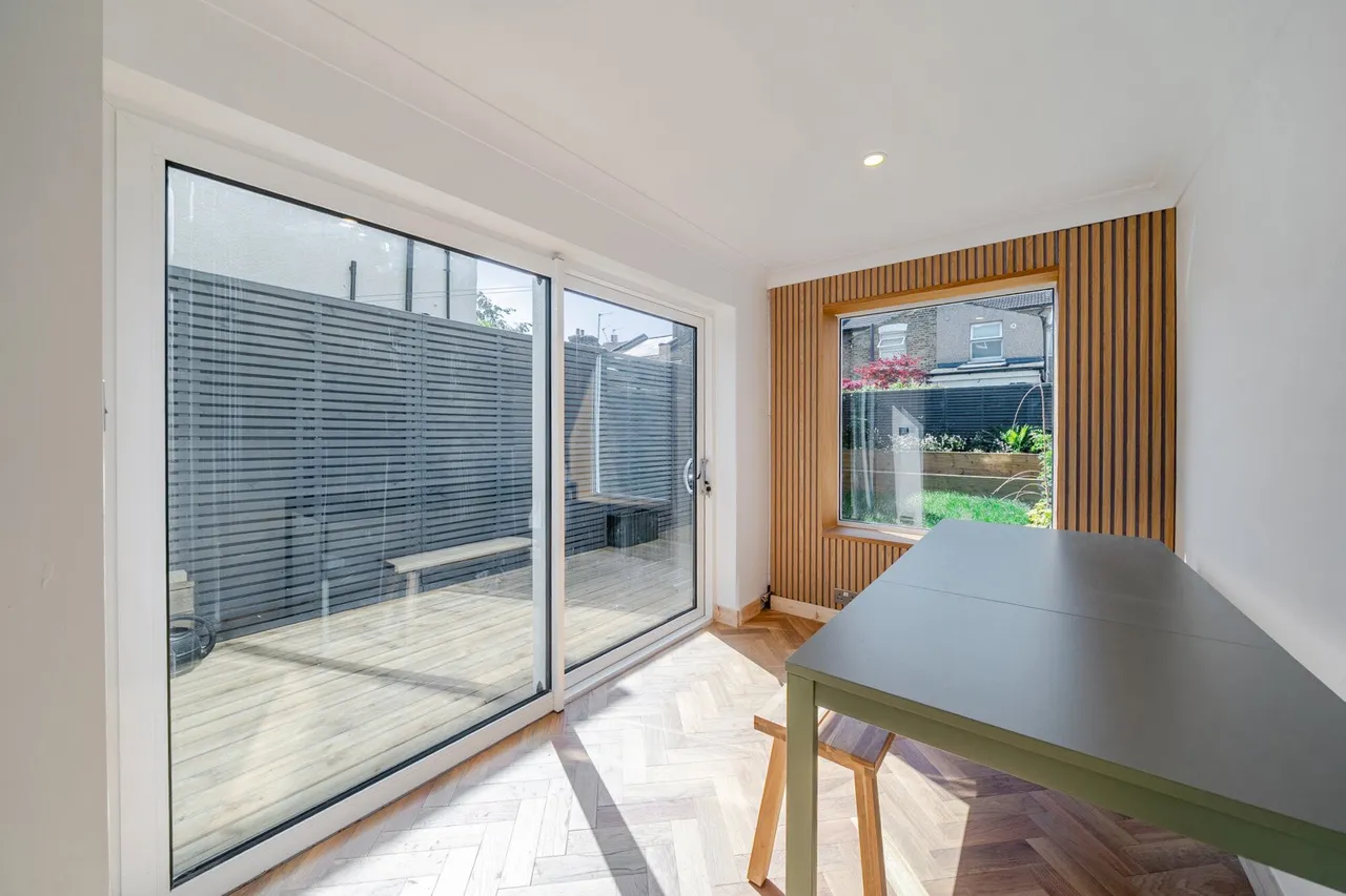Waite Davies Road, SE12, photo 12