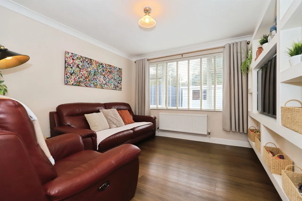 Lime Tree Road, Bilbrook Codsall, WV8, photo 5