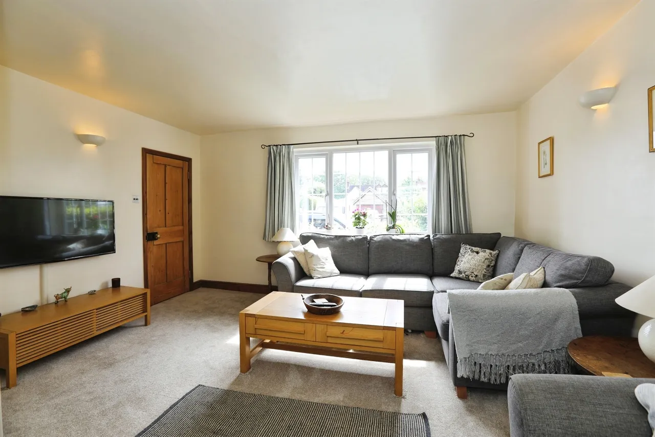 Elmers Road, Ockley, Dorking, photo 5