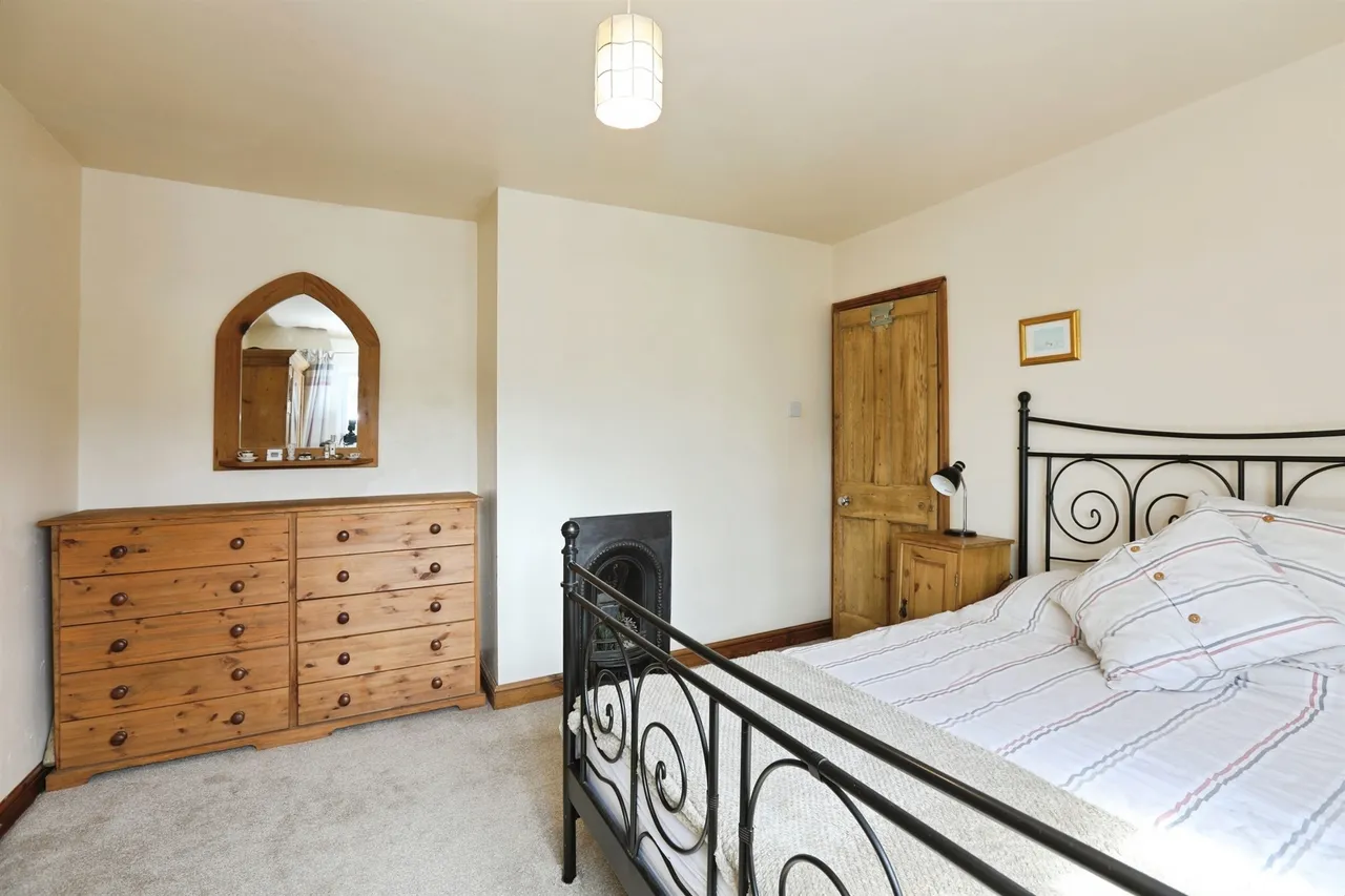 Elmers Road, Ockley, Dorking, photo 11
