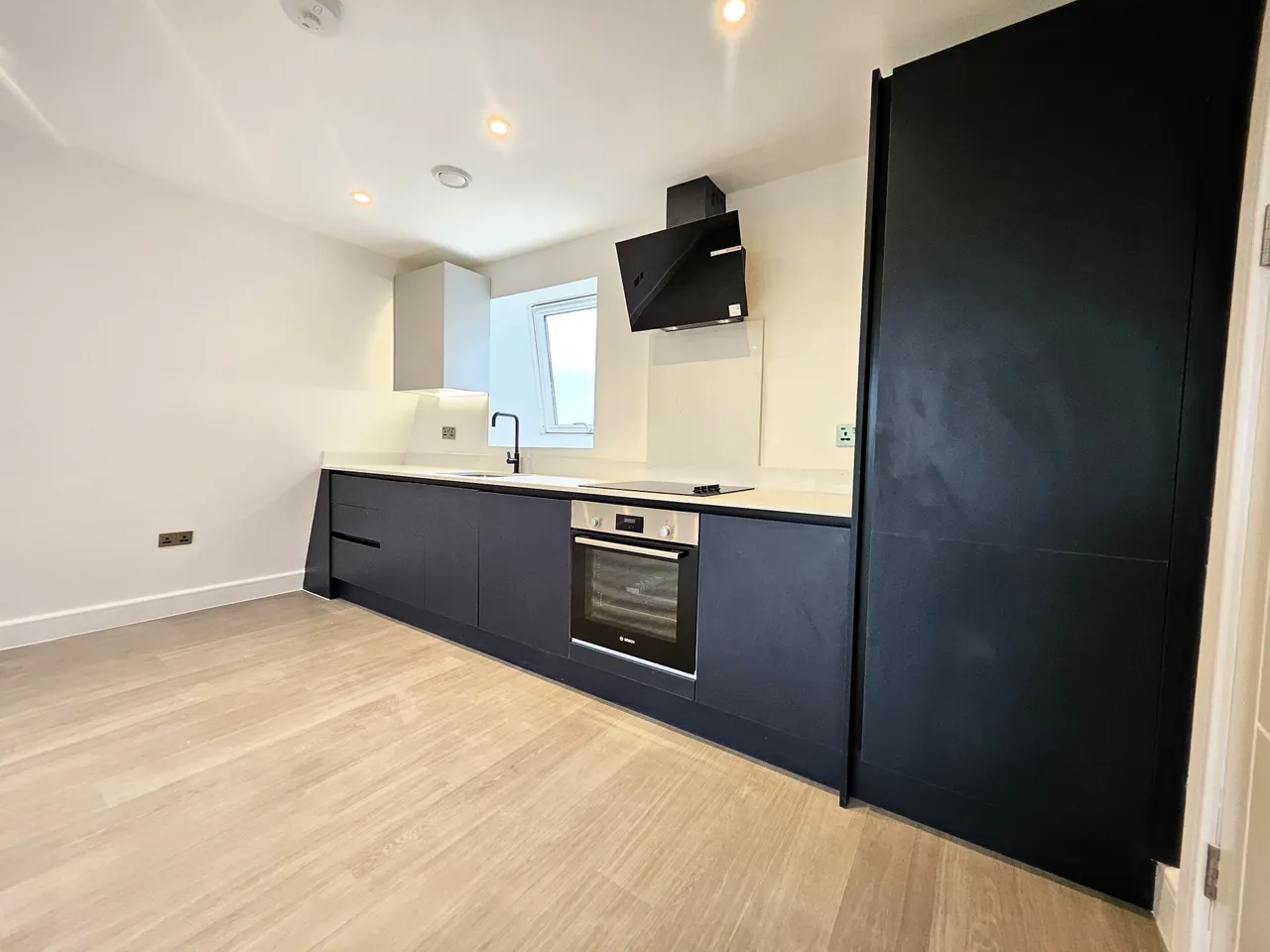 Church Road, Northolt, UB5, photo 3