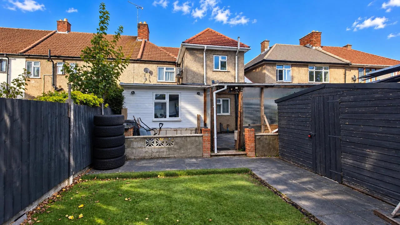 Haydon Road, Dagenham, RM8, photo 17