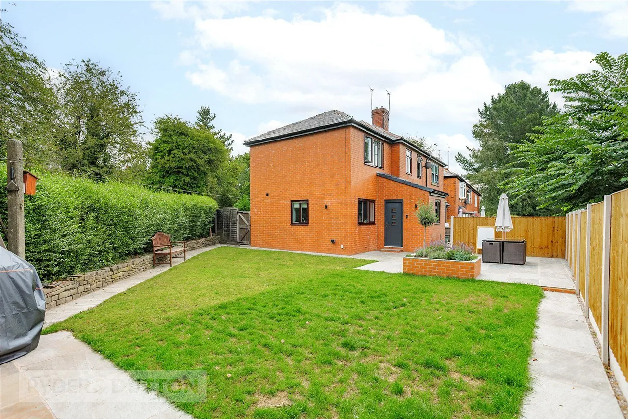 4 bed house for sale, Cragg Road, Chadderton Fold, OL1