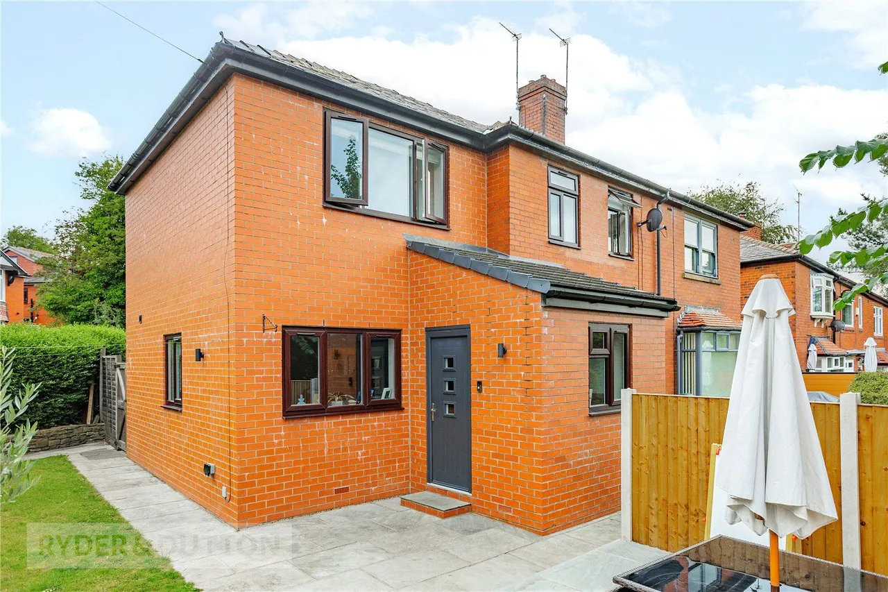 Cragg Road, Chadderton Fold, OL1, photo 2