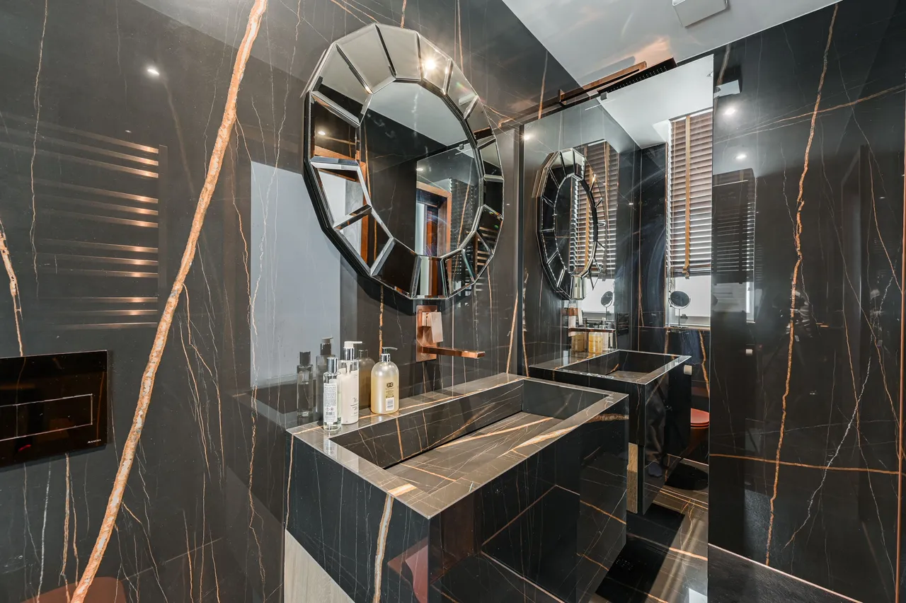 21 Sutherland House, Marloes Road, London, photo 8