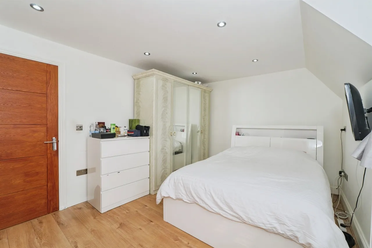 Eldred Road, Barking, photo 6