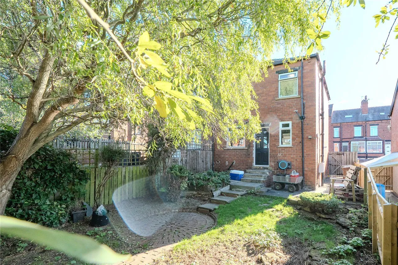 Woodside Place, Leeds, LS4, photo 10