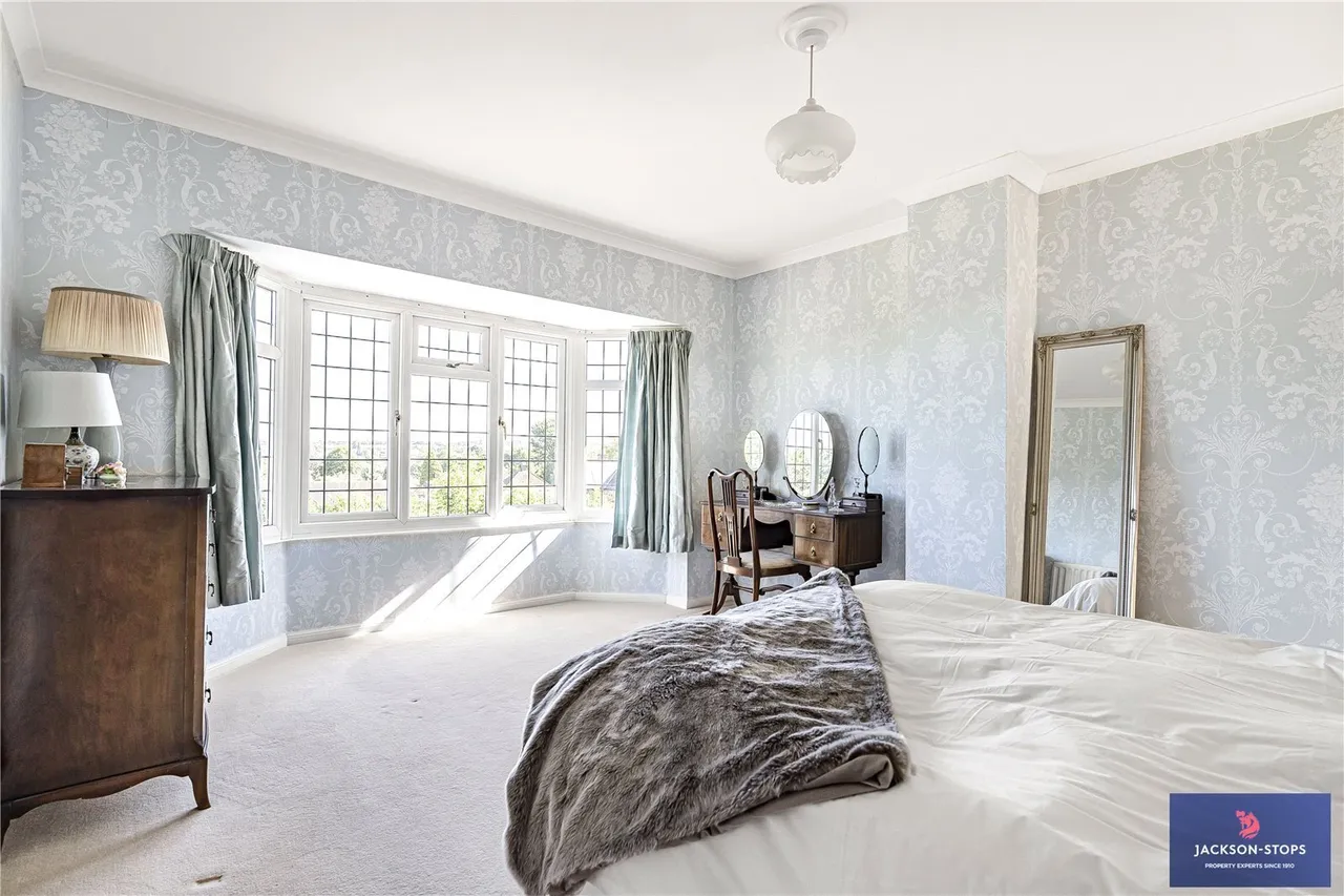 High Street, Flore, NN7, photo 16
