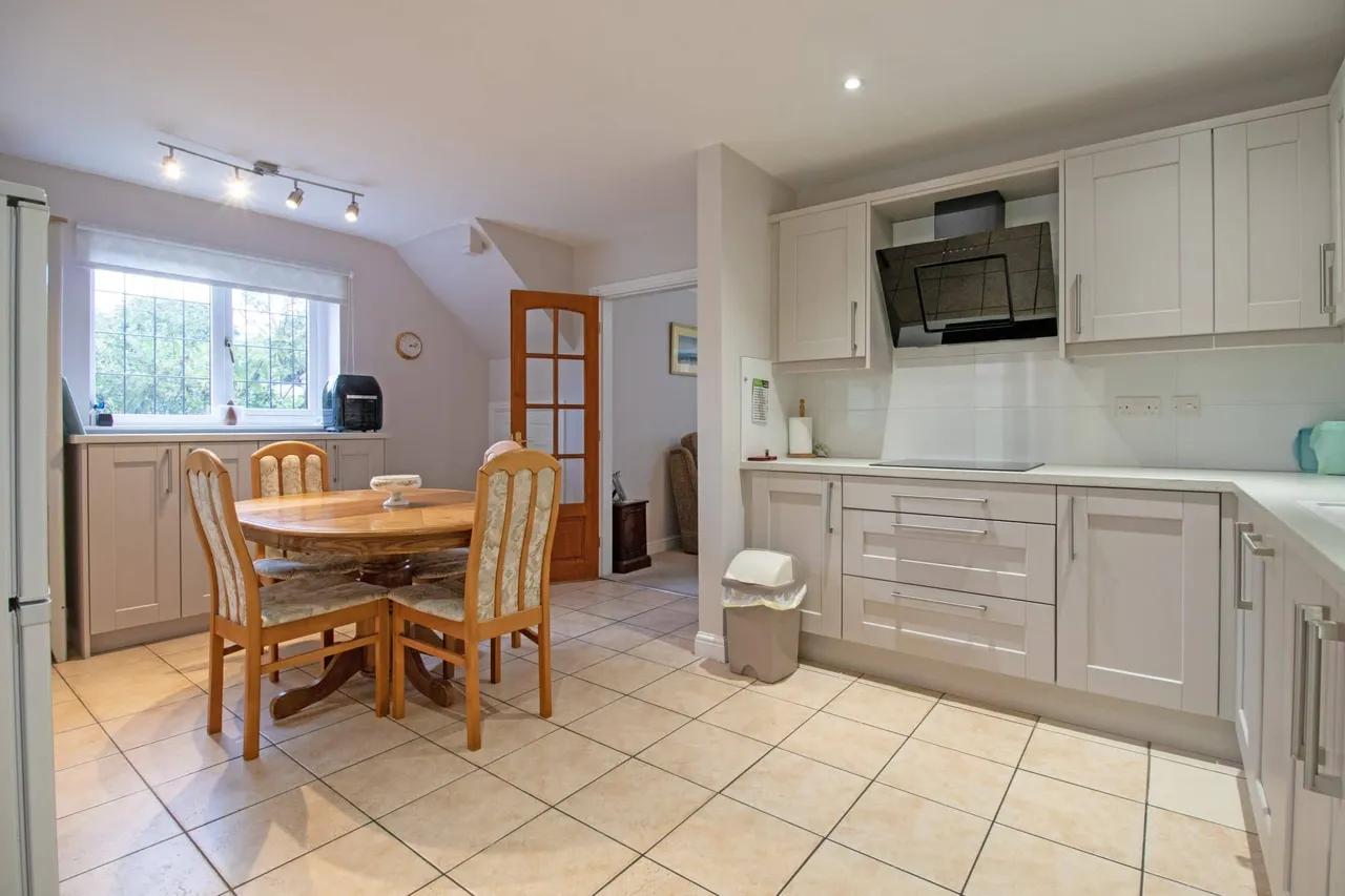 Pear Tree Close, Epworth, DN9, photo 5