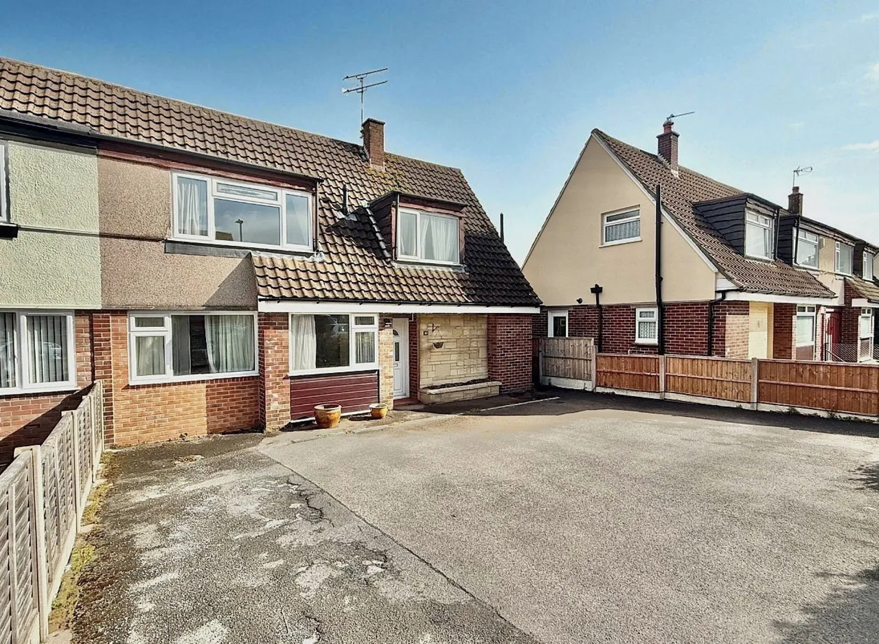 4 bed house to rent, Hillcrest Road, Nailsea, BS48