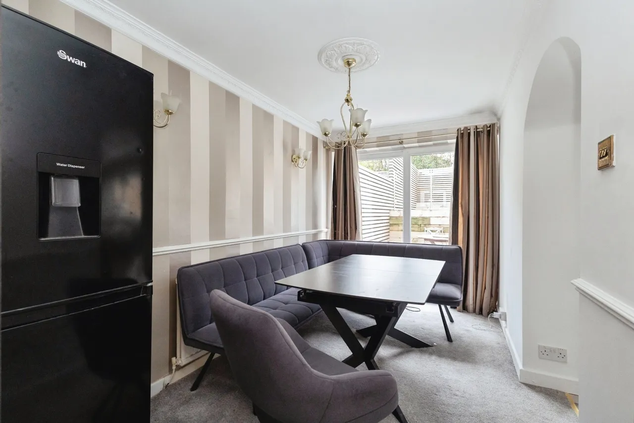 Tennyson Avenue, Dukinfield, Greater Manchester, SK16, photo 13