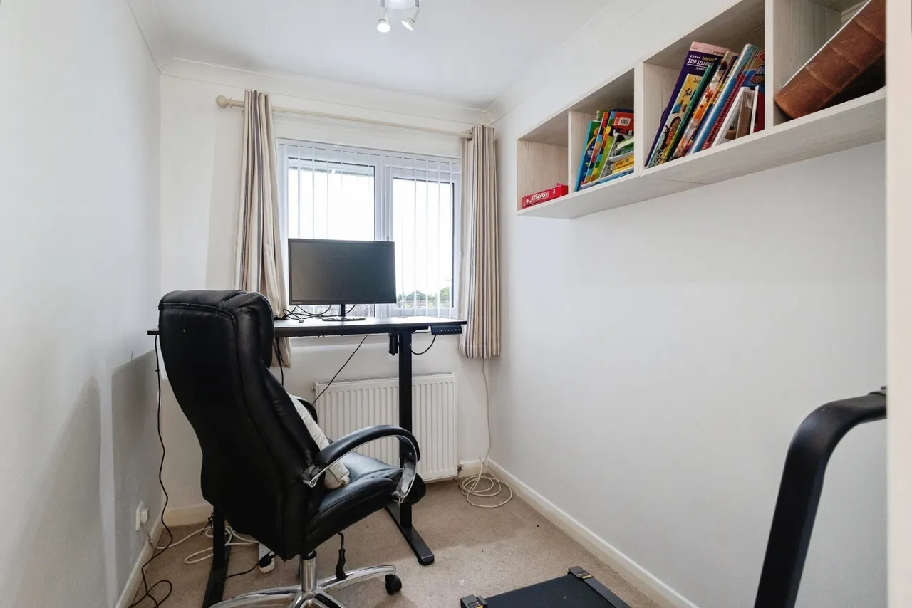 Tennyson Avenue, Dukinfield, Greater Manchester, SK16, photo 27
