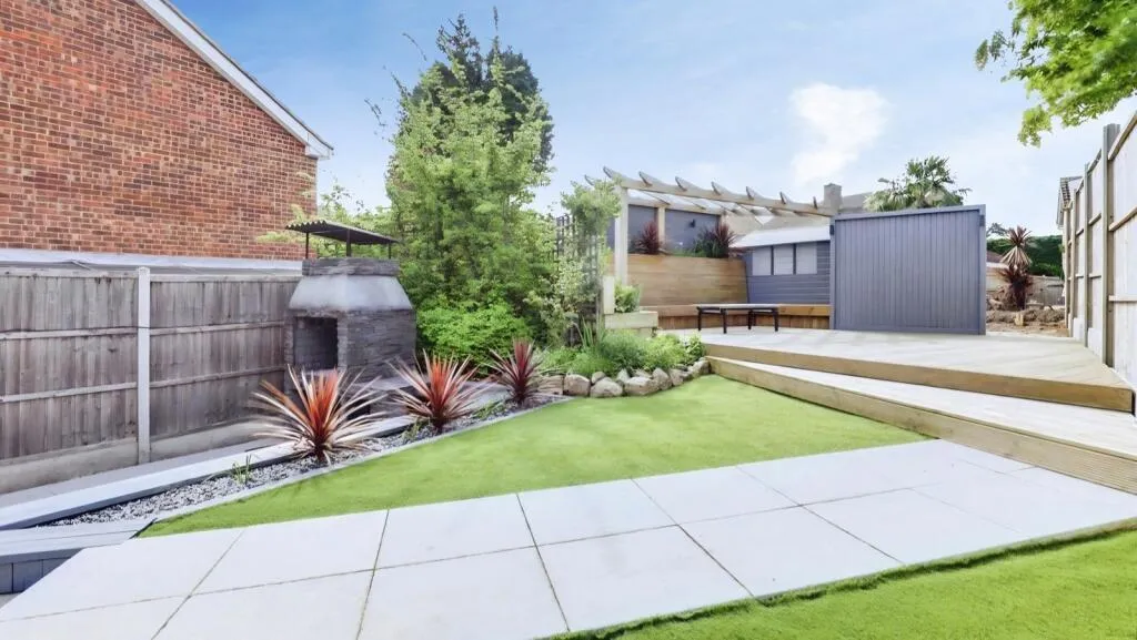 Coombe Drive, Sittingbourne, photo 4