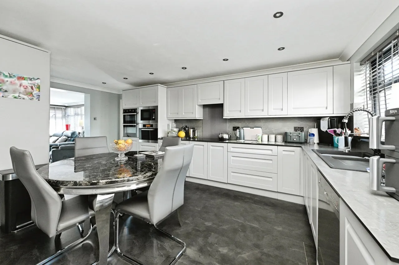 Old Lynn Road, Wisbech, Cambridgeshire, PE13, photo 2