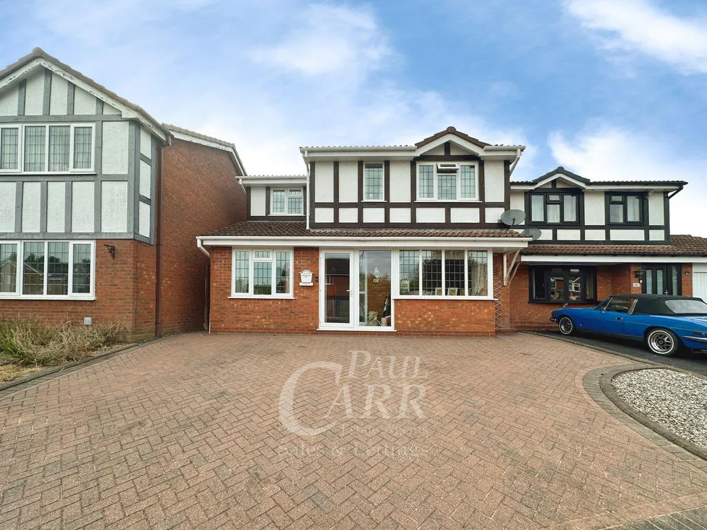 4 bed house for sale, Brook Meadow Road, Shelfield, WS4