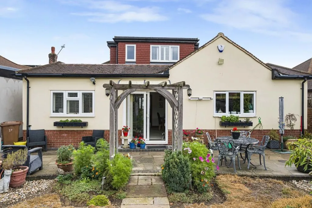 Valentine Avenue, Bexley, DA5, photo 26