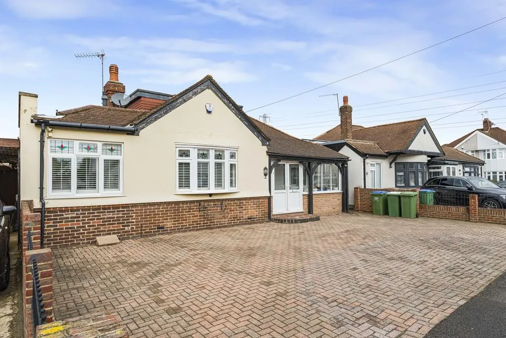 Valentine Avenue, Bexley, DA5, photo 28