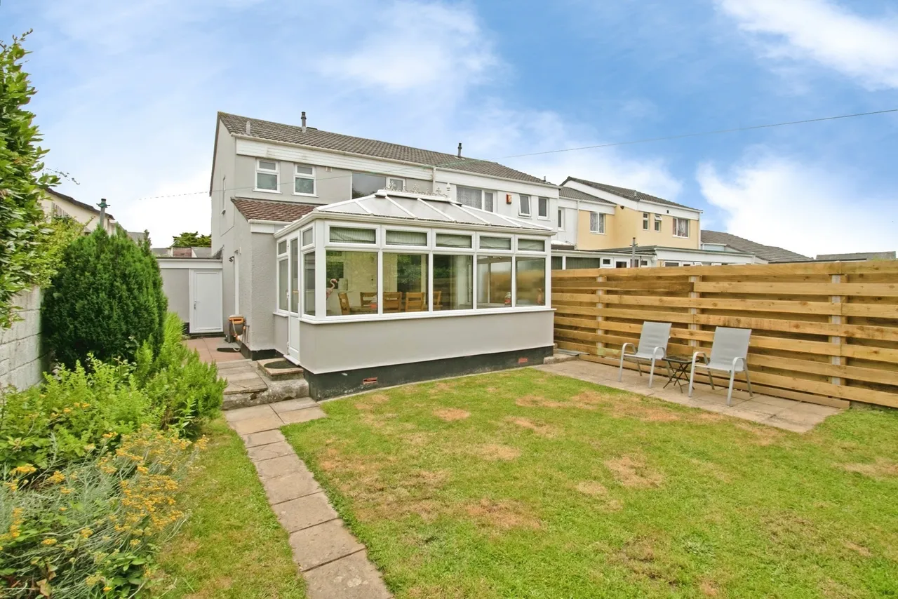Roseland Gardens, Redruth, TR15, photo 4