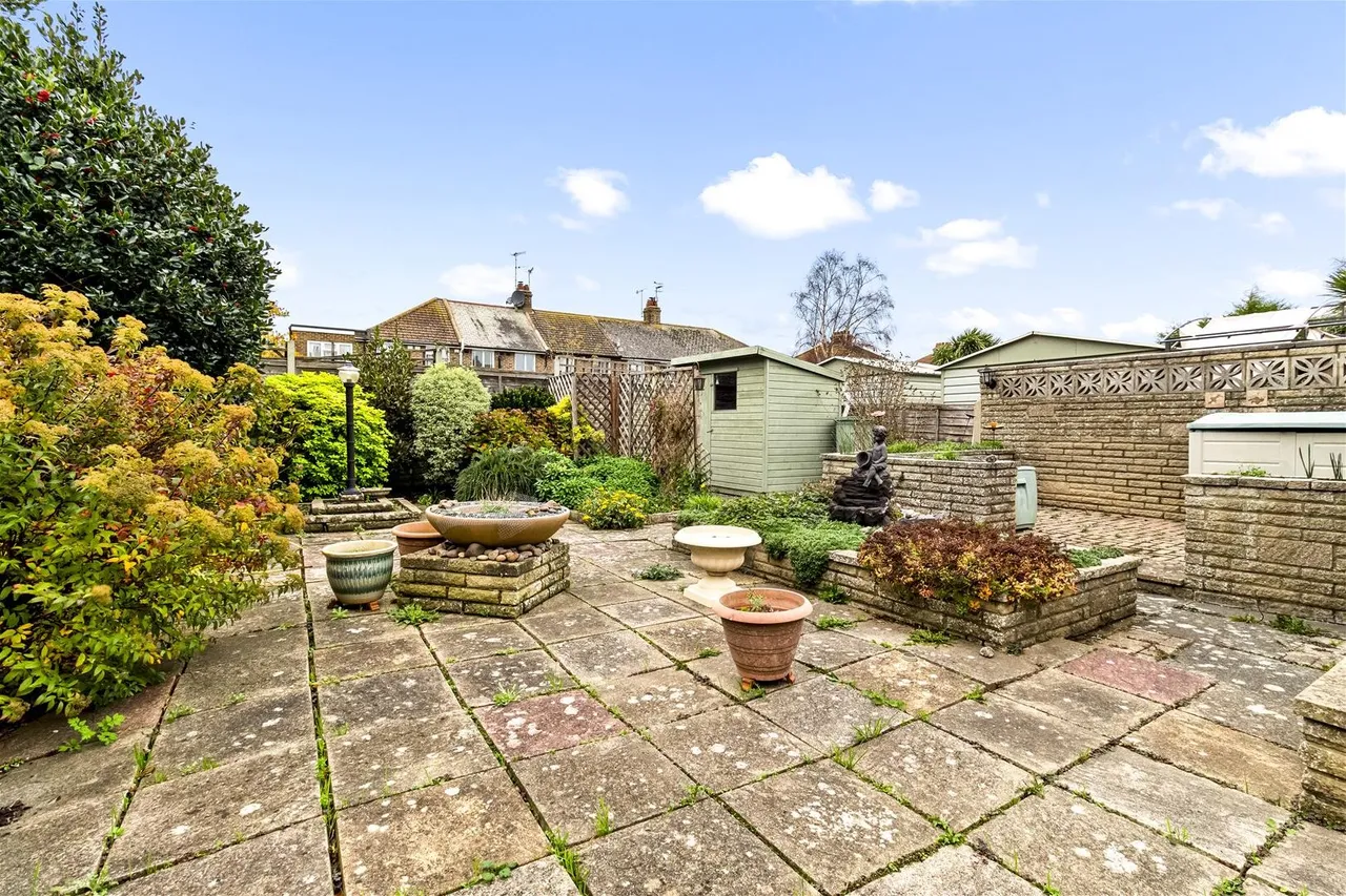 Woodlea Road, Worthing, photo 16