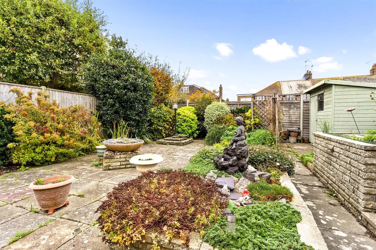 Woodlea Road, Worthing, photo 17