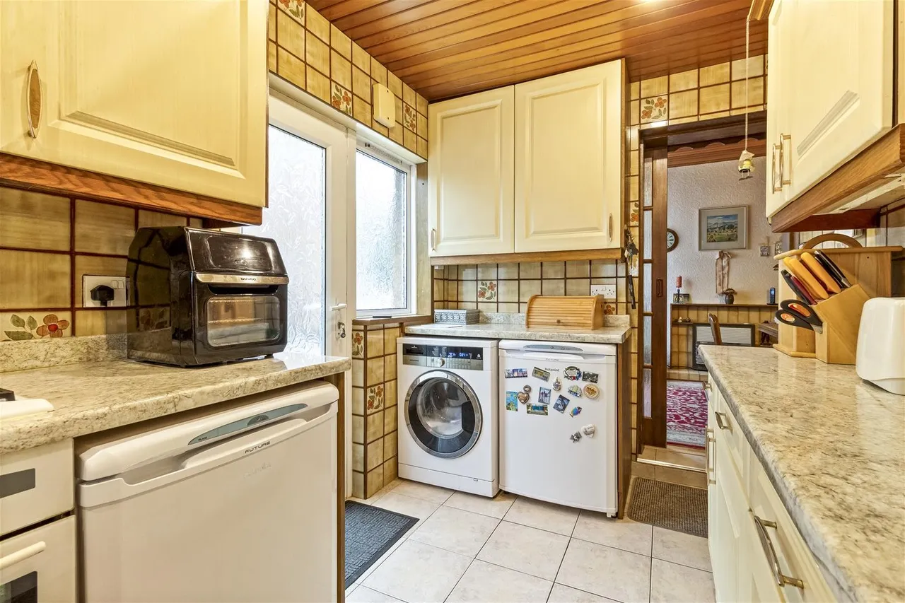 Woodlea Road, Worthing, photo 13