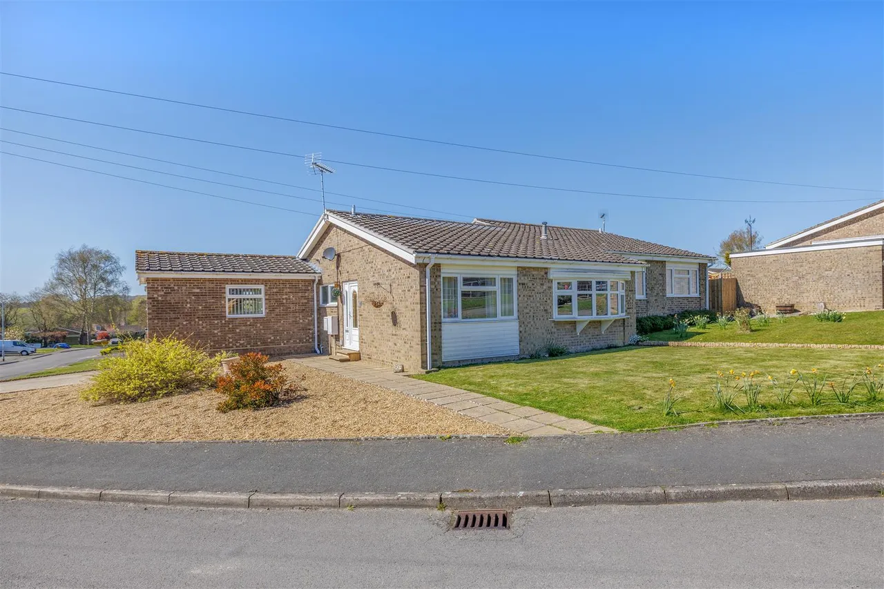Chichester Road, Halesworth, IP19, photo 14