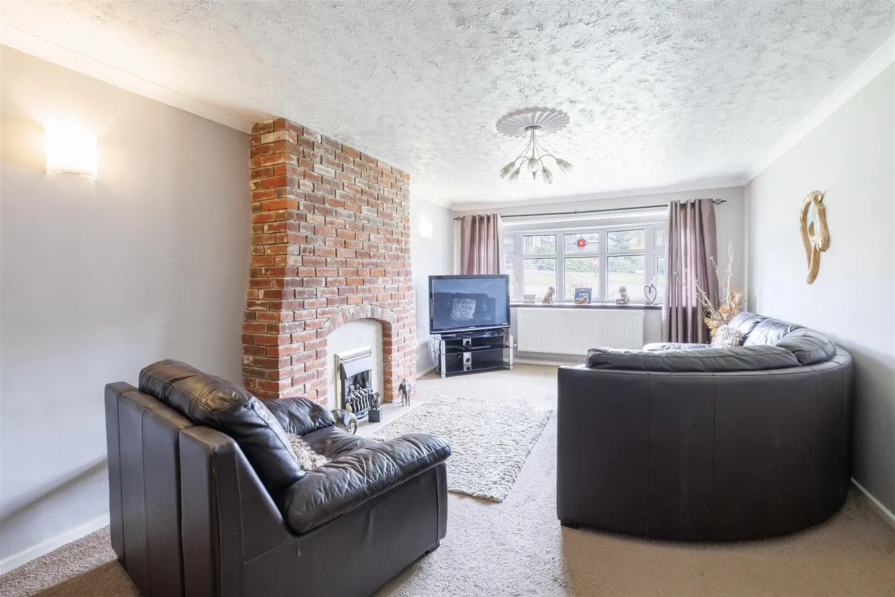 Chichester Road, Halesworth, IP19, photo 4