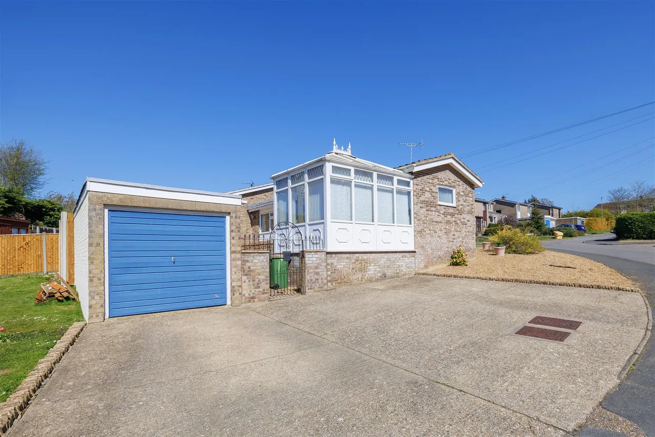 Chichester Road, Halesworth, IP19, photo 16