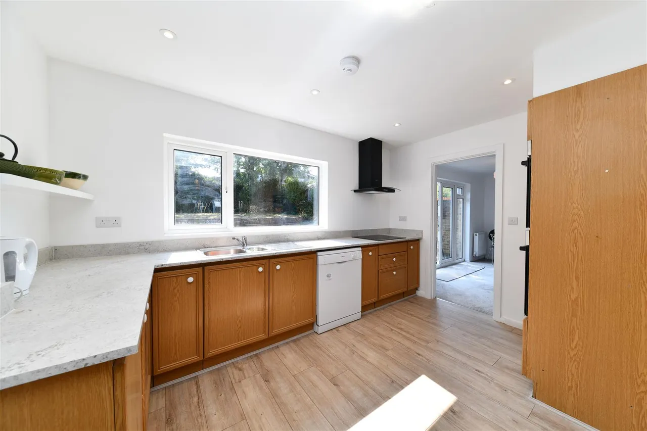 West Reach, Stevenage, Herts, SG2 9AS, photo 14