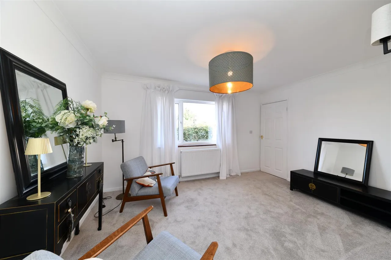 West Reach, Stevenage, Herts, SG2 9AS, photo 17