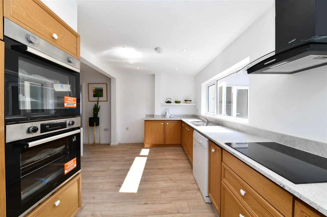 West Reach, Stevenage, Herts, SG2 9AS, photo 15