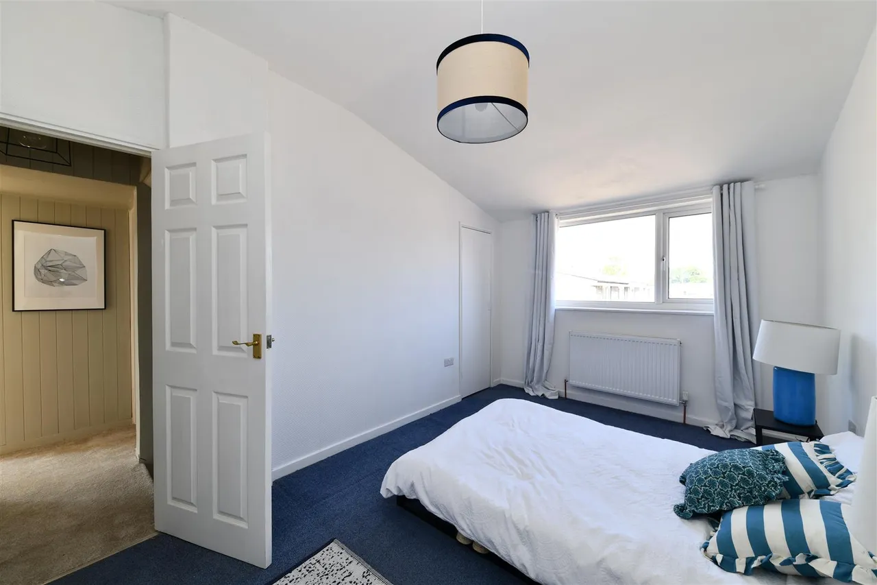 West Reach, Stevenage, Herts, SG2 9AS, photo 22