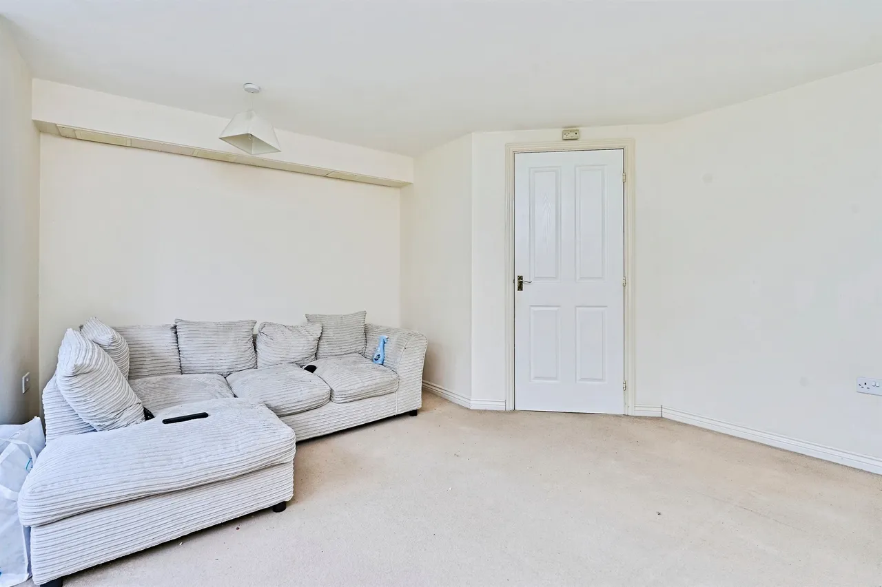 Westley Court, West Bromwich, B71, photo 3