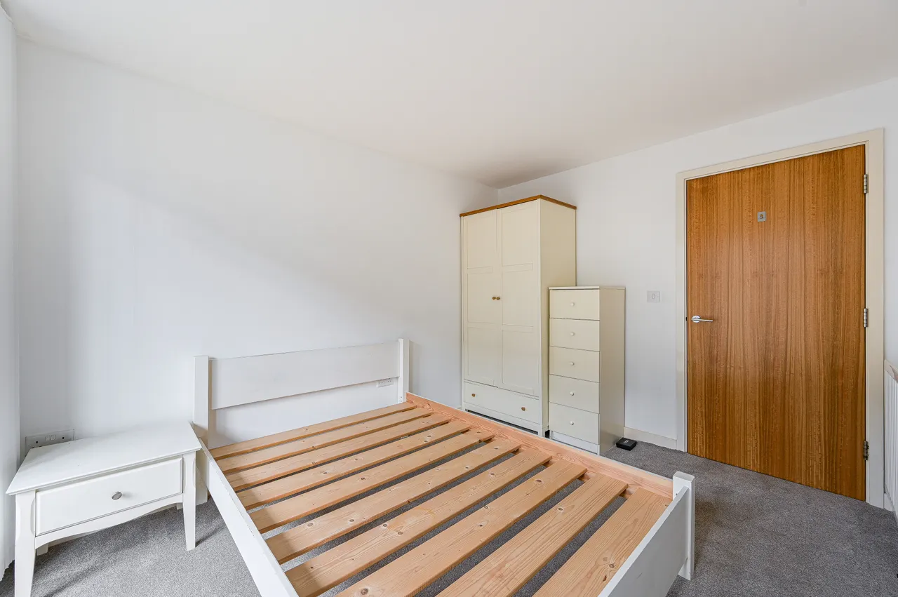 409 East Carriage House, Royal Carriage Mews, London, photo 9