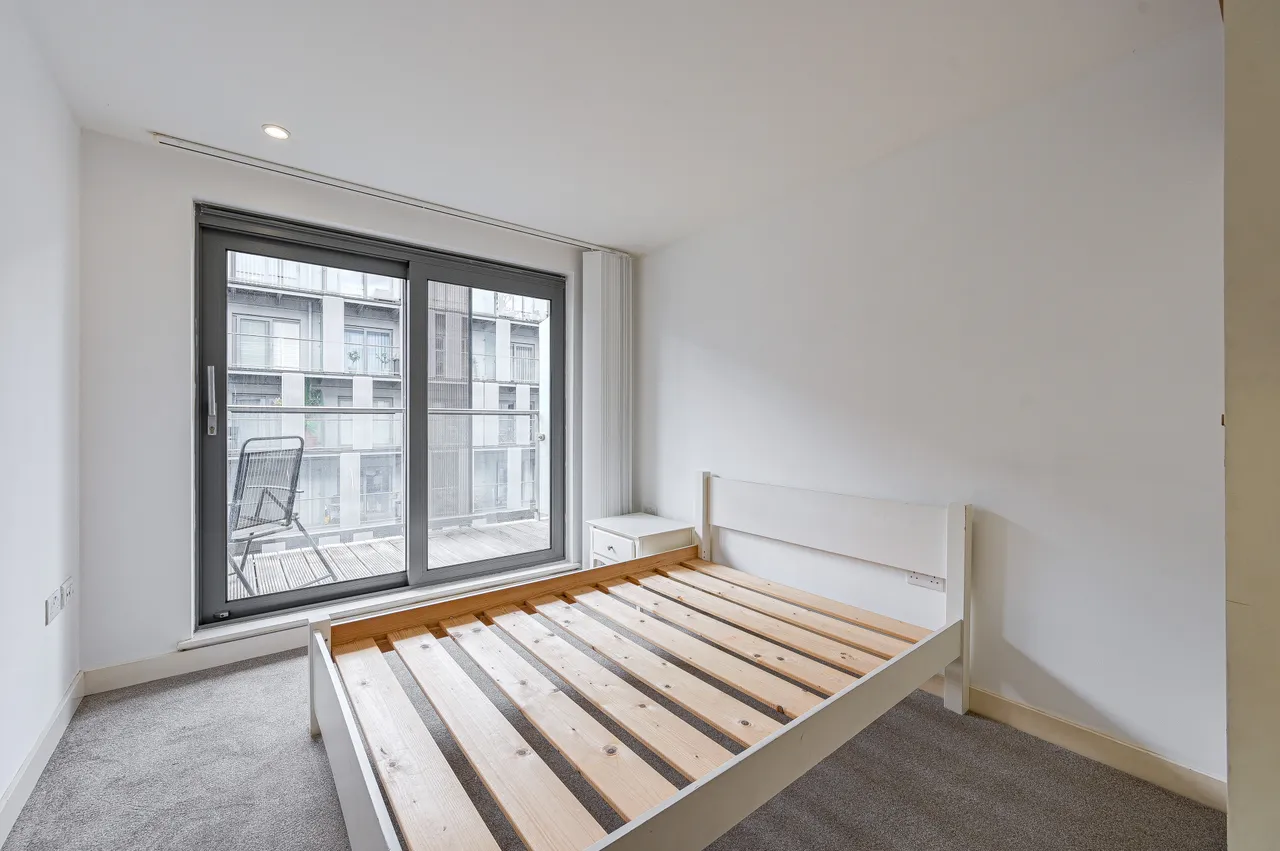 409 East Carriage House, Royal Carriage Mews, London, photo 8