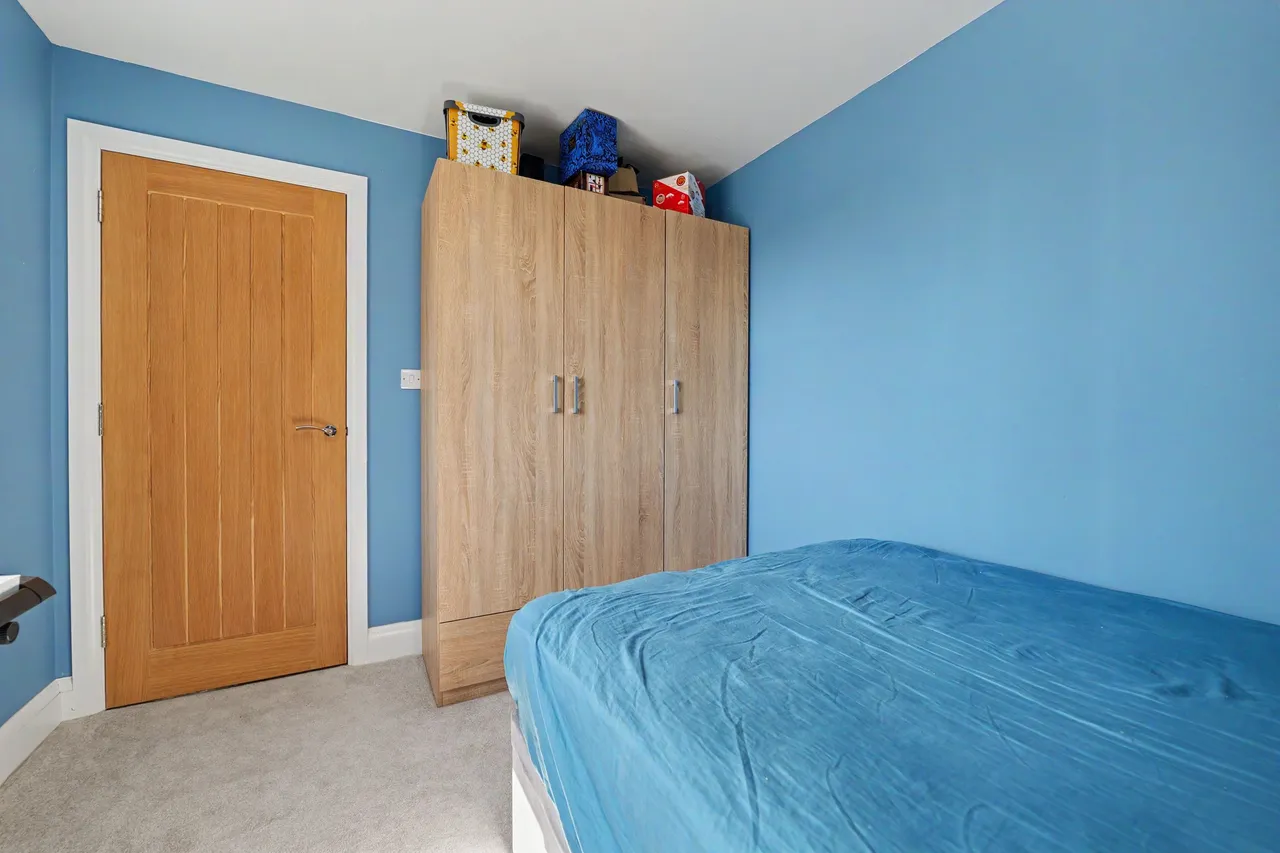 School Road, Bulkington, CV12, photo 25