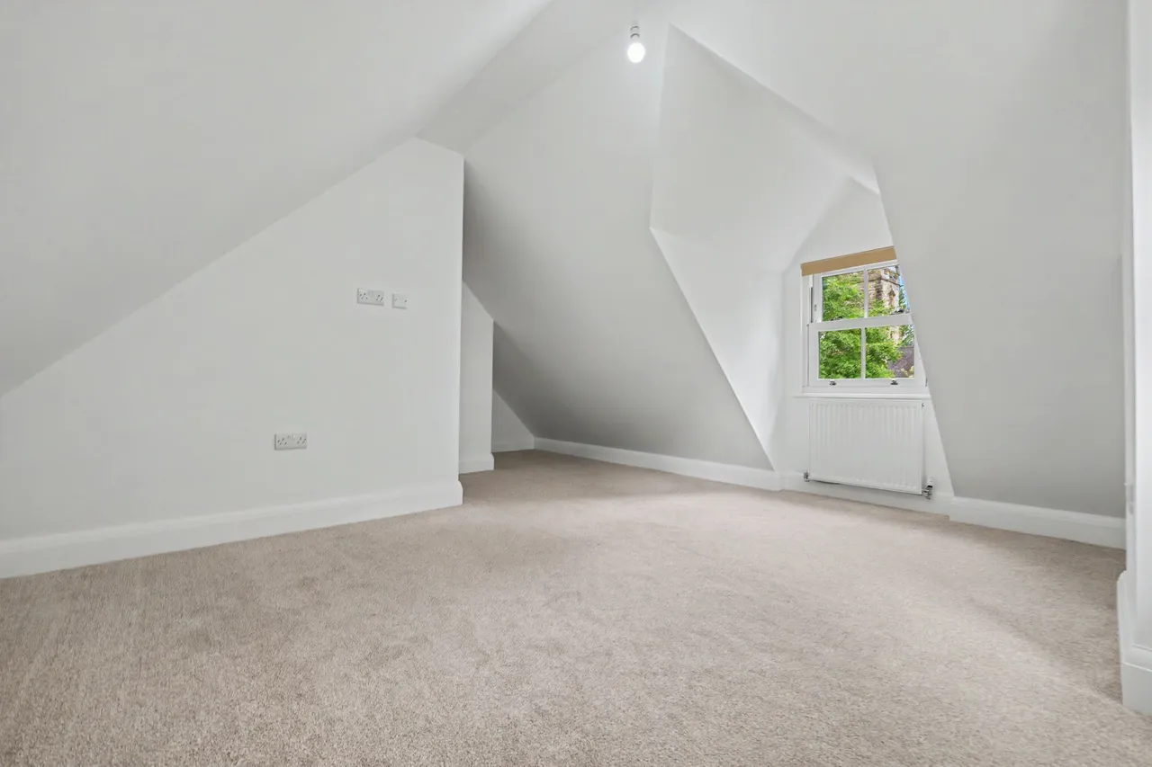 School Road, Bulkington, CV12, photo 31
