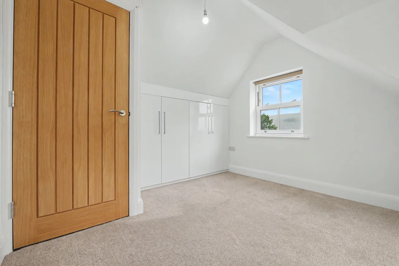 School Road, Bulkington, CV12, photo 28
