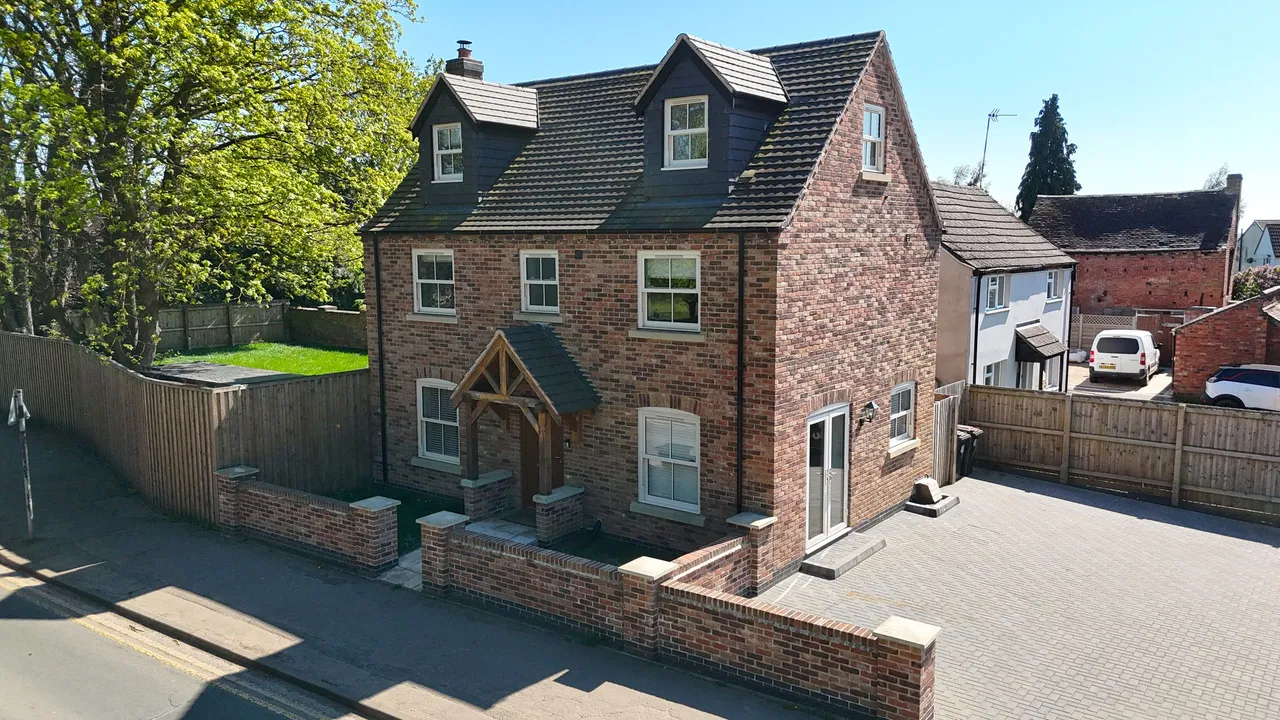 School Road, Bulkington, CV12, photo 40