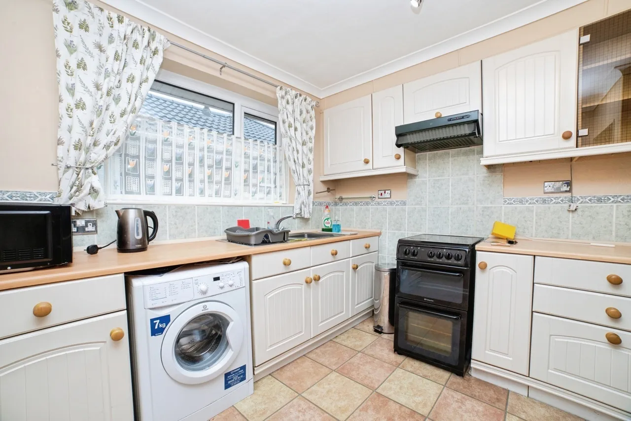 Wenham Lane, Huthwaite, NG17, photo 6