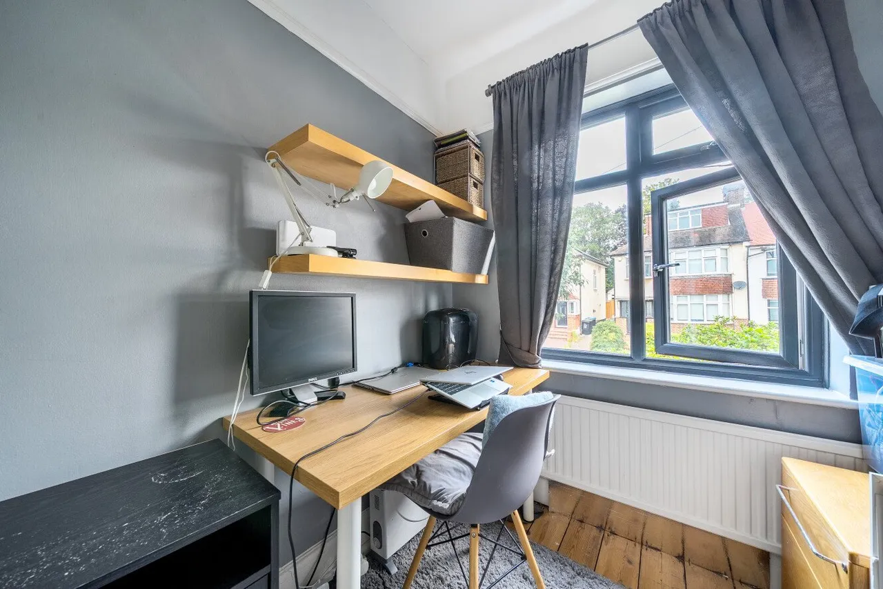 Wharncliffe Gardens, South Norwood, London, SE25, photo 11