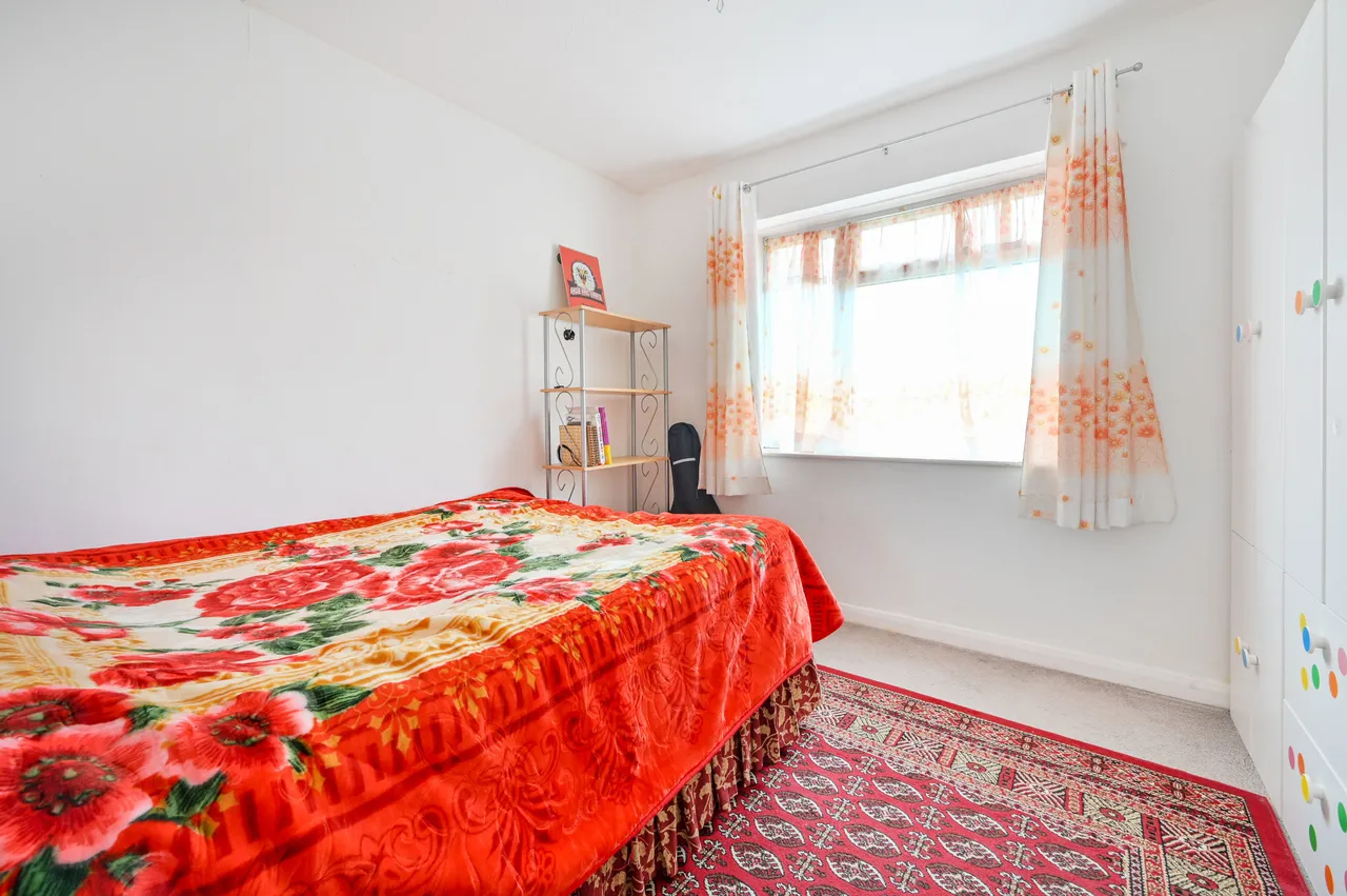 Woking, GU22, photo 12