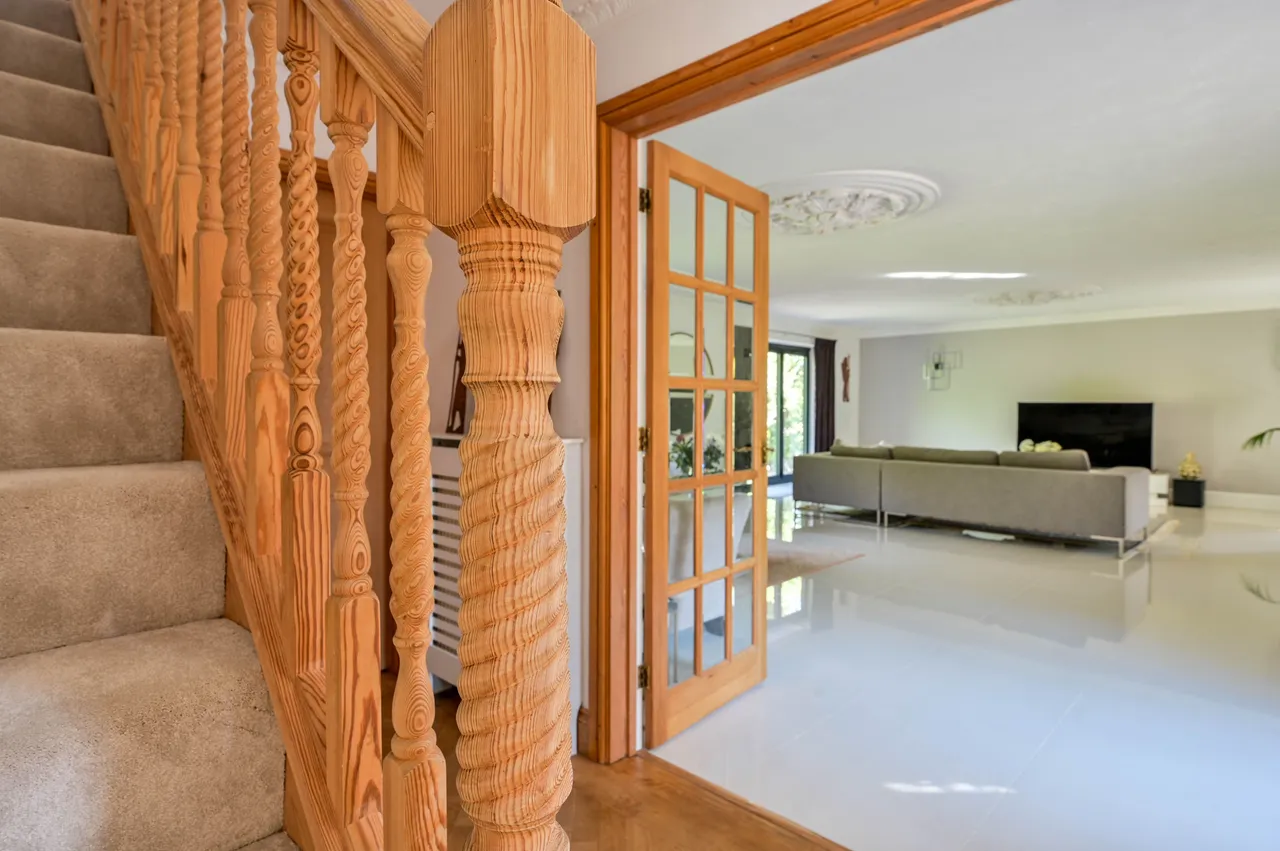 Fernvale, Elm Hill, Guildford, photo 6