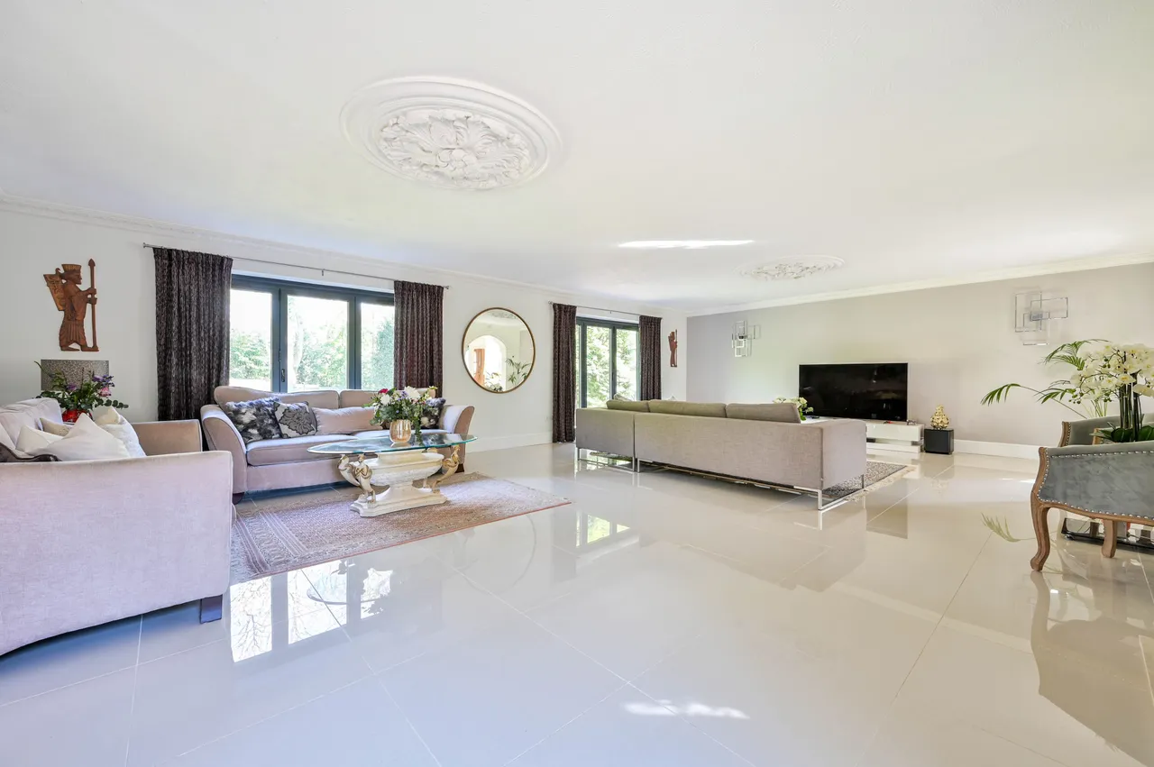 Fernvale, Elm Hill, Guildford, photo 4